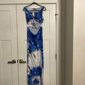 Boohoo Sleeveless Front Cut-Out Maxi Dress NWT Size 8